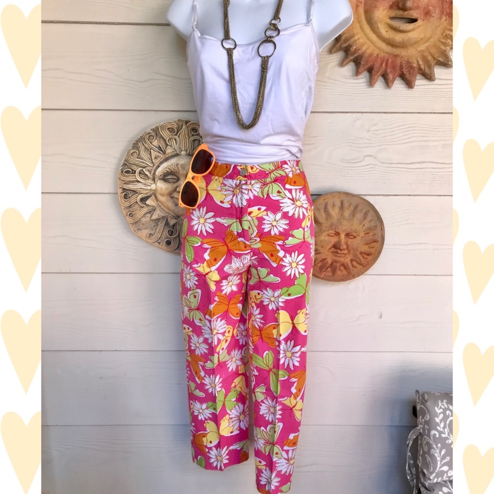 Palm Lily daisy butterfly print capris